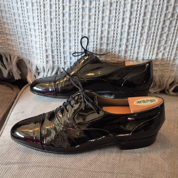Gucci Black Patent Leather Oxfords - Picture 3 of 11